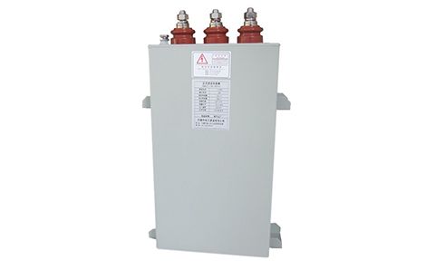 電容器在直流穩(wěn)態(tài)電路中可有電流通過(guò)？